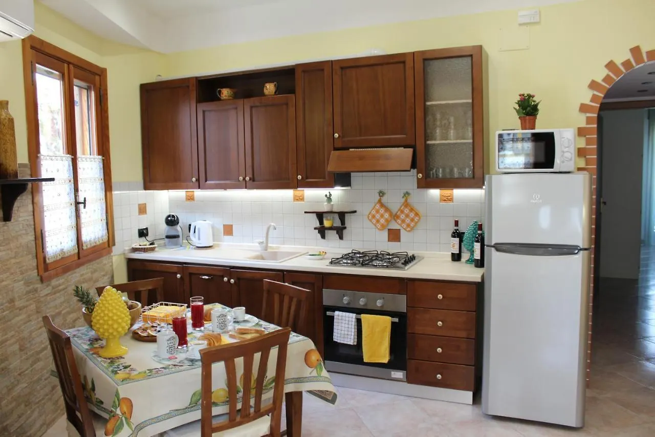 La Nina Apartment Taormina 0*,  Italy
